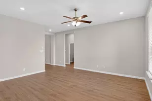 3324 Pier Vw St, Grand Prairie, TX 76065 - Photo 9