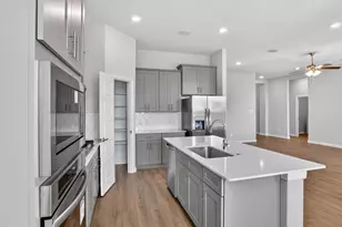 3324 Pier Vw St, Grand Prairie, TX 76065 - Photo 3