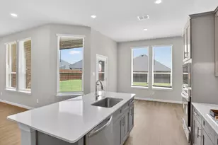 3324 Pier Vw St, Grand Prairie, TX 76065 - Photo 5