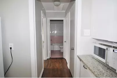 2726 Wayside Avenue, Fort Worth, TX 76110 - Photo 9