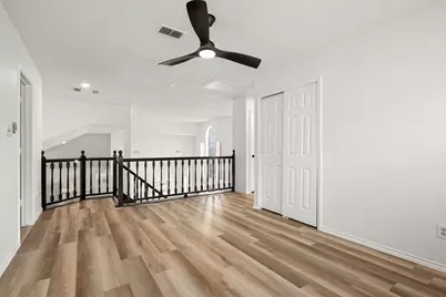 8364 Deep Green Drive, Dallas, TX 75249 - Photo 11