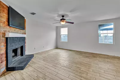 1301 Erin Court, Burleson, TX 76028 - Photo 7