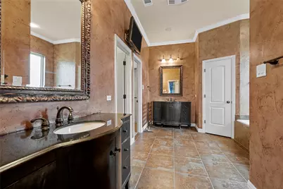 7030 Flagstone Circle, McGregor, TX 76657 - Photo 9