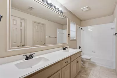 3318 Summergrove Drive, Arlington, TX 76001 - Photo 17