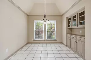3318 Summergrove Dr, Arlington, TX 76001 - Photo 11