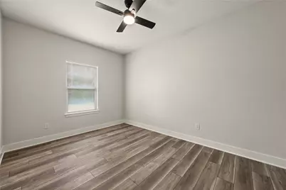 214 Rogers Street, McGregor, TX 76657 - Photo 13
