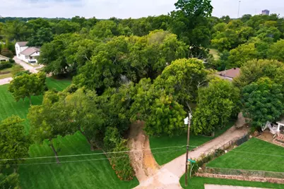 1136 Betterton Circle, Dallas, TX 75203 - Photo 1