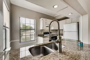 8750 Park Ln, Dallas, TX 75231 - Photo 5