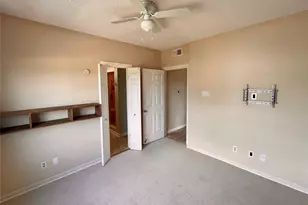 8750 Park Ln, Dallas, TX 75231 - Photo 13