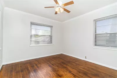 910 Reverchon Drive, Dallas, TX 75211 - Photo 7