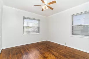 910 Reverchon Dr, Dallas, TX 75211 - Photo 7