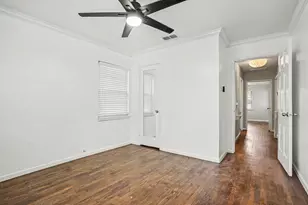 910 Reverchon Dr, Dallas, TX 75211 - Photo 15