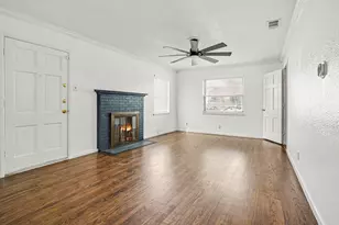 910 Reverchon Dr, Dallas, TX 75211 - Photo 5