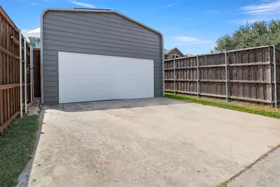 1428 Creekview Drive, Lewisville, TX 75067 - Photo 25