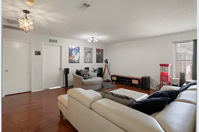 1428 Creekview Drive, Lewisville, TX 75067 - Photo 13