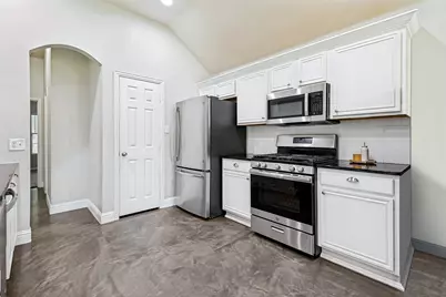 306 Barton Street, Royse City, TX 75189 - Photo 9