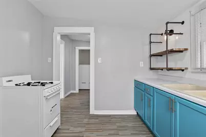 2821 Gladstone Drive, Dallas, TX 75211 - Photo 5