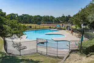 1327 Big Stone Gap Rd, Duncanville, TX 75137 - Photo 37