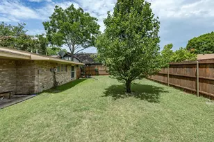1327 Big Stone Gap Rd, Duncanville, TX 75137 - Photo 29