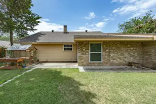 1327 Big Stone Gap Rd, Duncanville, TX 75137 - Photo 29