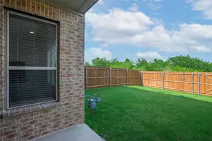 509 Hutchinson Ln, Lewisville, TX 75077 - Photo 33