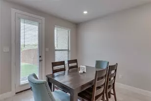 509 Hutchinson Ln, Lewisville, TX 75077 - Photo 11