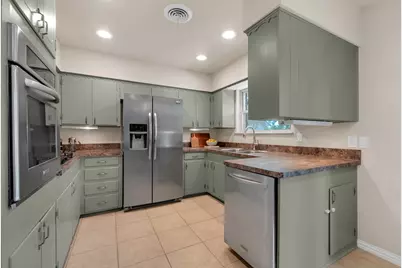 1815 Oates Drive, Dallas, TX 75228 - Photo 9