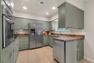 1815 Oates Dr, Dallas, TX 75228 - Photo 9