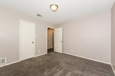 4422 Cinnabar Drive, Dallas, TX 75227 - Photo 15