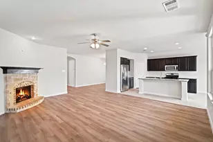 1705 Zebra Finch Dr, Little Elm, TX 75068 - Photo 5