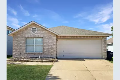 10112 Chapel Glen Terrace, Fort Worth, TX 76116 - Photo 1