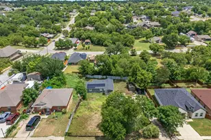 2818 NW 17th St, Fort Worth, TX 76106 - Photo 13
