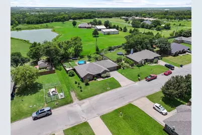 213 Bryant Street, Pottsboro, TX 75076 - Photo 25
