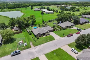 213 Bryant St, Pottsboro, TX 75076 - Photo 25