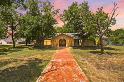 612 W Highland Street, West, TX 76691 - Photo 23