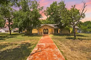 612 W Highland St, West, TX 76691 - Photo 23