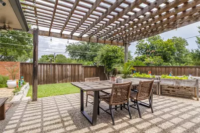 7045 Gaston Parkway, Dallas, TX 75214 - Photo 23