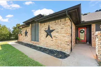 7500 Parker Drive E, Burleson, TX 76028 - Photo 5
