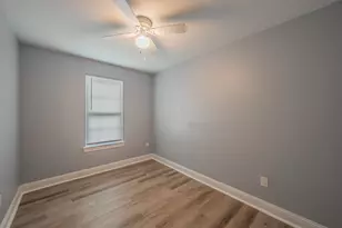 917 E Jessamine St, Fort Worth, TX 76104 - Photo 19