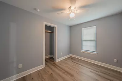 917 E Jessamine Street, Fort Worth, TX 76104 - Photo 17