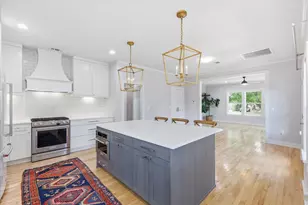 1136 Woodlawn Ave, Dallas, TX 75208 - Photo 11