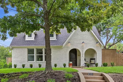 1136 Woodlawn Avenue, Dallas, TX 75208 - Photo 1