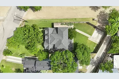 1136 Woodlawn Avenue, Dallas, TX 75208 - Photo 35
