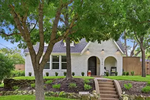 1136 Woodlawn Ave, Dallas, TX 75208 - Photo 3