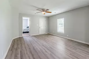 1203 E King St, Sherman, TX 75090 - Photo 5