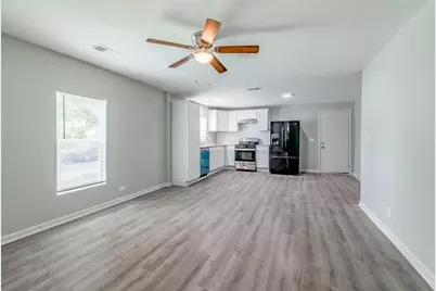 1203 E King Street, Sherman, TX 75090 - Photo 7