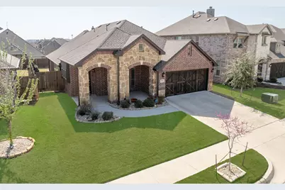 2761 Lisa Maria Street, Burleson, TX 76028 - Photo 5