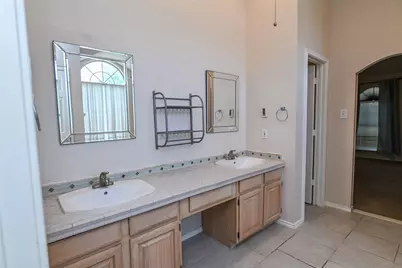 2100 Newport Drive, Flower Mound, TX 75028 - Photo 23