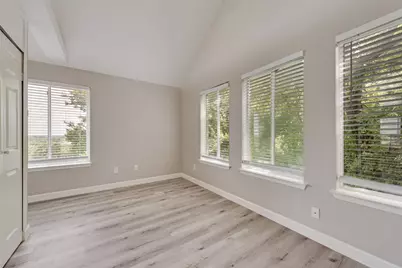 1803 Old Oak, Arlington, TX 76012 - Photo 5
