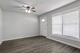 122 Ramsey Ave, Cleburne, TX 76031 - Photo 3